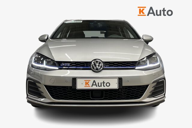Esikatselu Volkswagen Golf 2018 GTE 1,4 TSI Plug-in-Hybrid 110 kW DSG