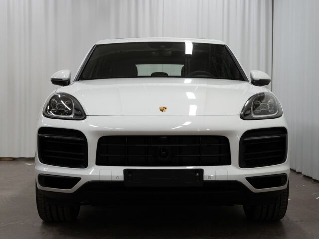 Esikatselu Porsche Cayenne 2023 E-Hybrid Advantage Package