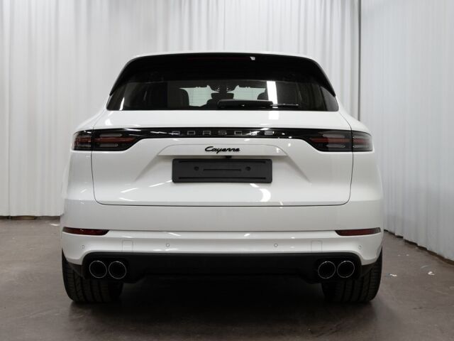Esikatselu Porsche Cayenne 2023 E-Hybrid Advantage Package