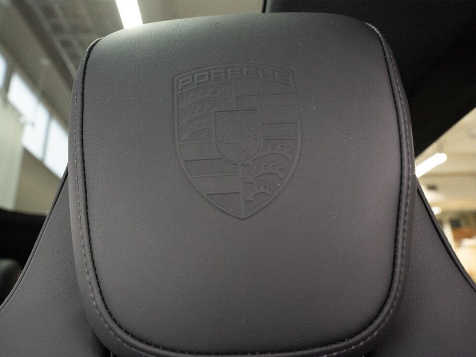 Porsche Taycan 2023 4S Cross Turismo