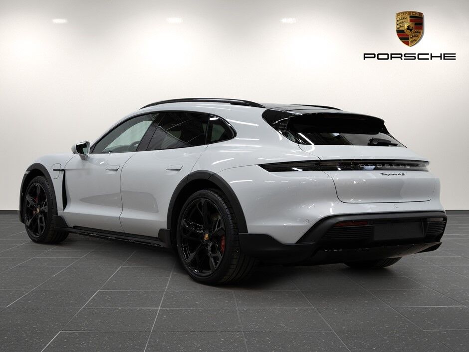 Porsche Taycan 2023 4S Cross Turismo